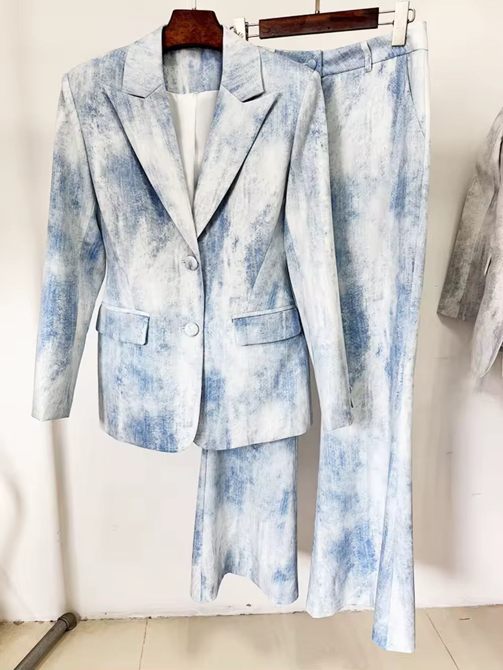 Single Breasted Slim Blazer