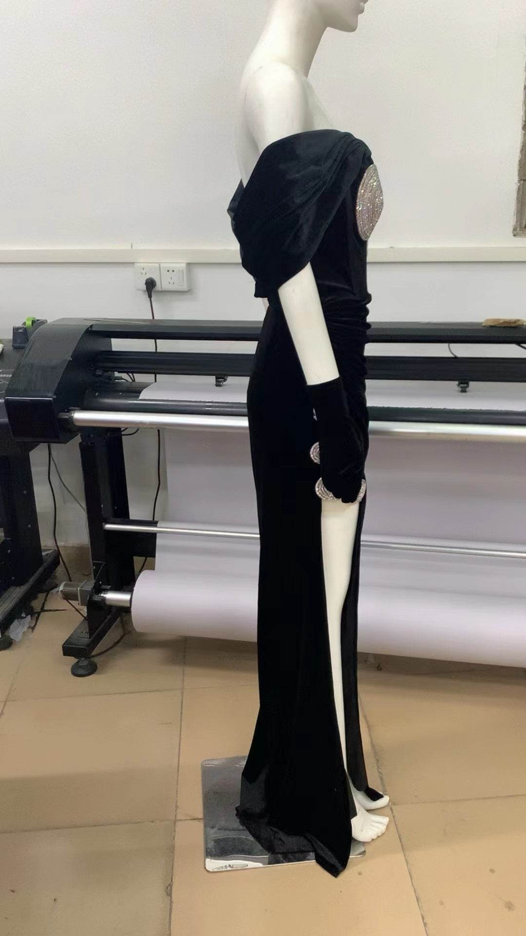 Keke floor length velvet dress - REBECATHELABEL