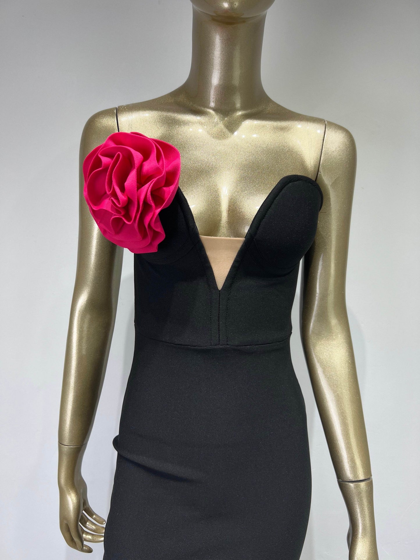 Shy flower bandage dress - REBECATHELABEL