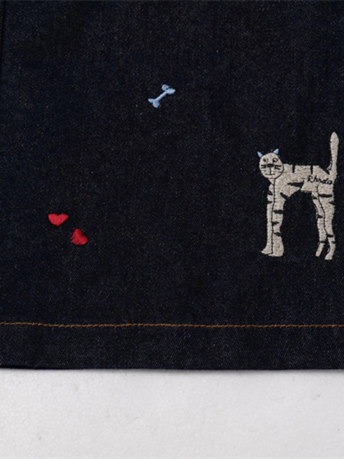 11b53c62d1704fc597f3d41039582799-Max-Origin