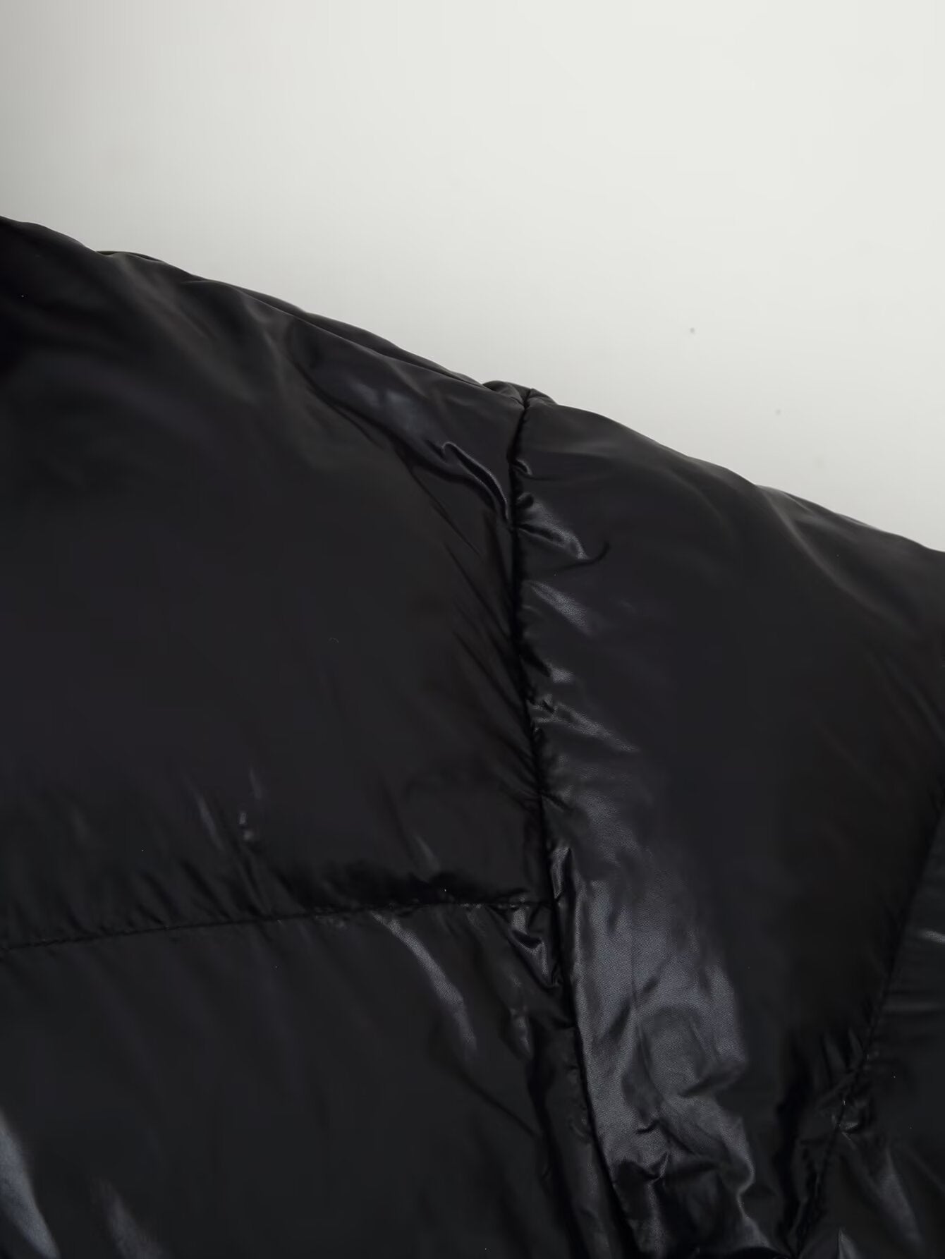 Shiny Surface Hooded Zipper Pocket Bread Cotton Padded