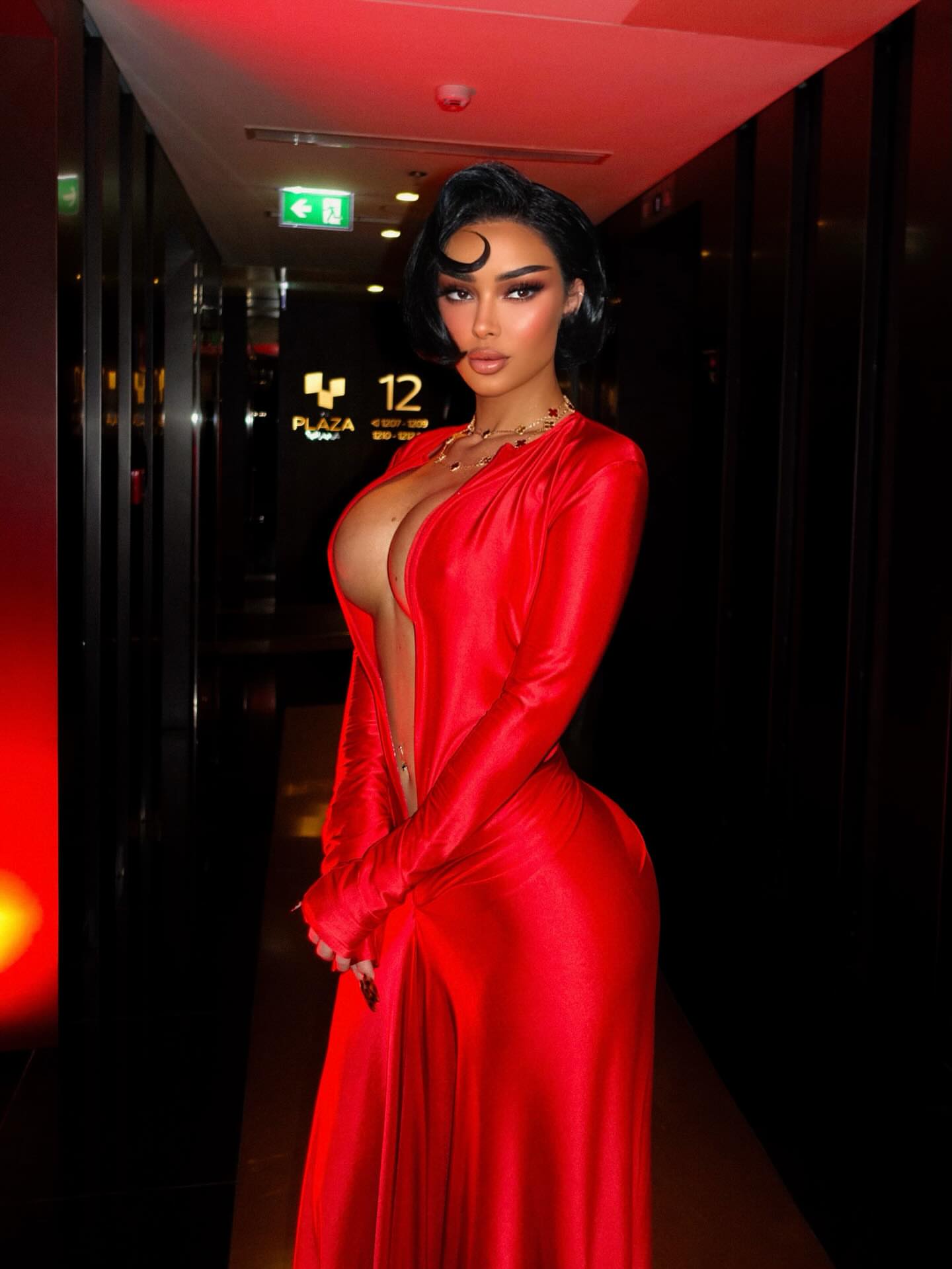 White Lace Convertible Gown with Detachable Skirt