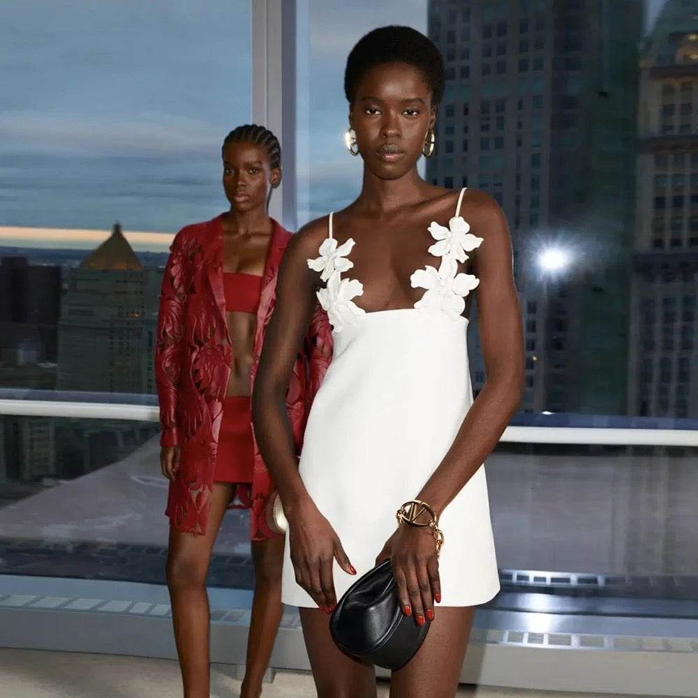 3D Flower Sexy V-neck Backless Sleeveless Tight Mini Dress - REBECATHELABEL