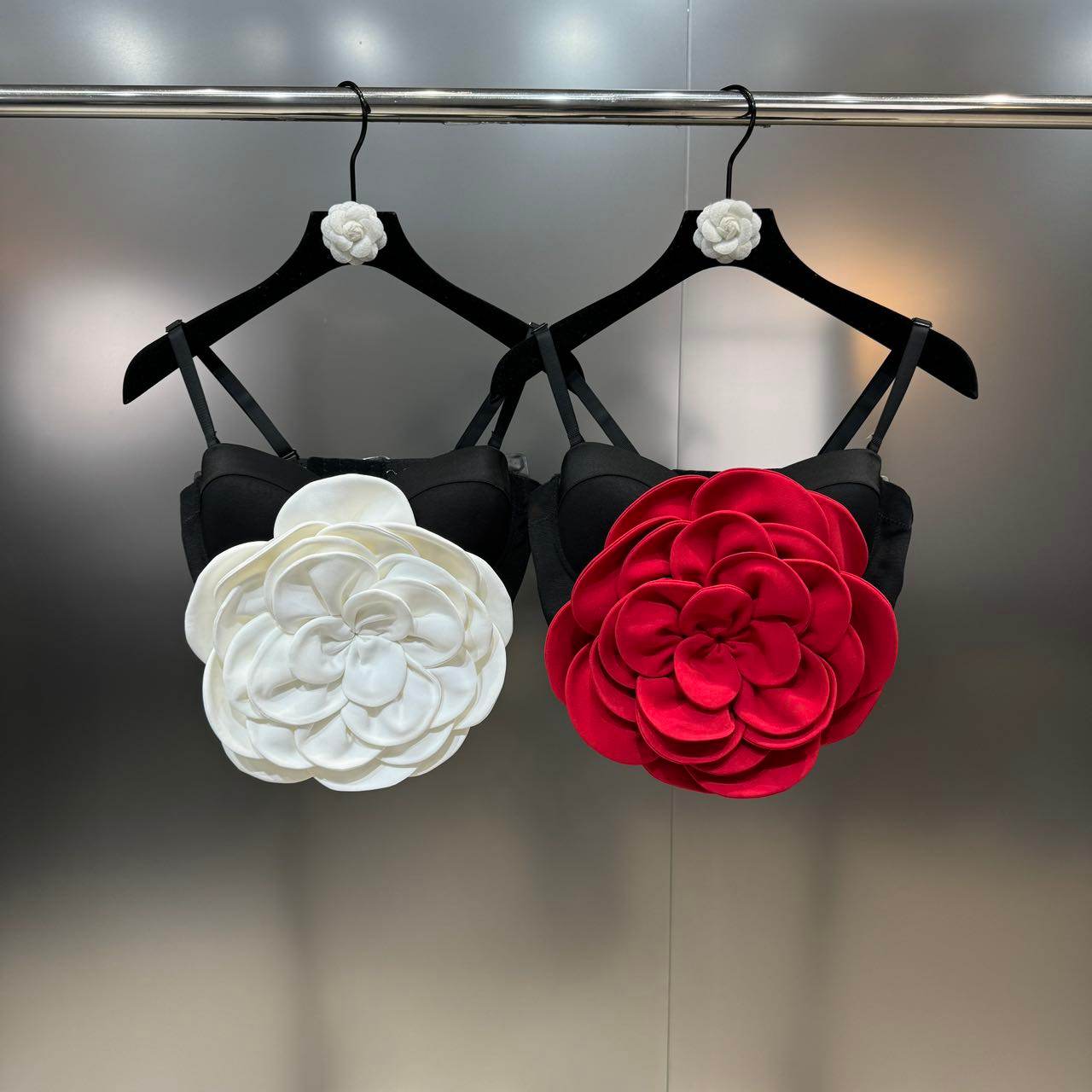 Aloma flower top - REBECATHELABEL