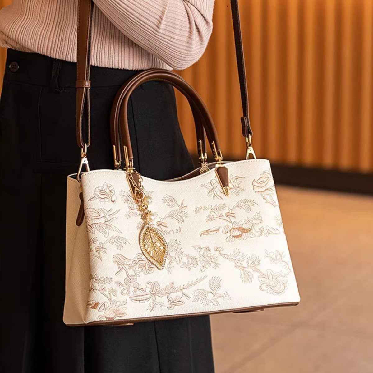 67086a2e-a589-4437-91e1-1285868d15e6-Max