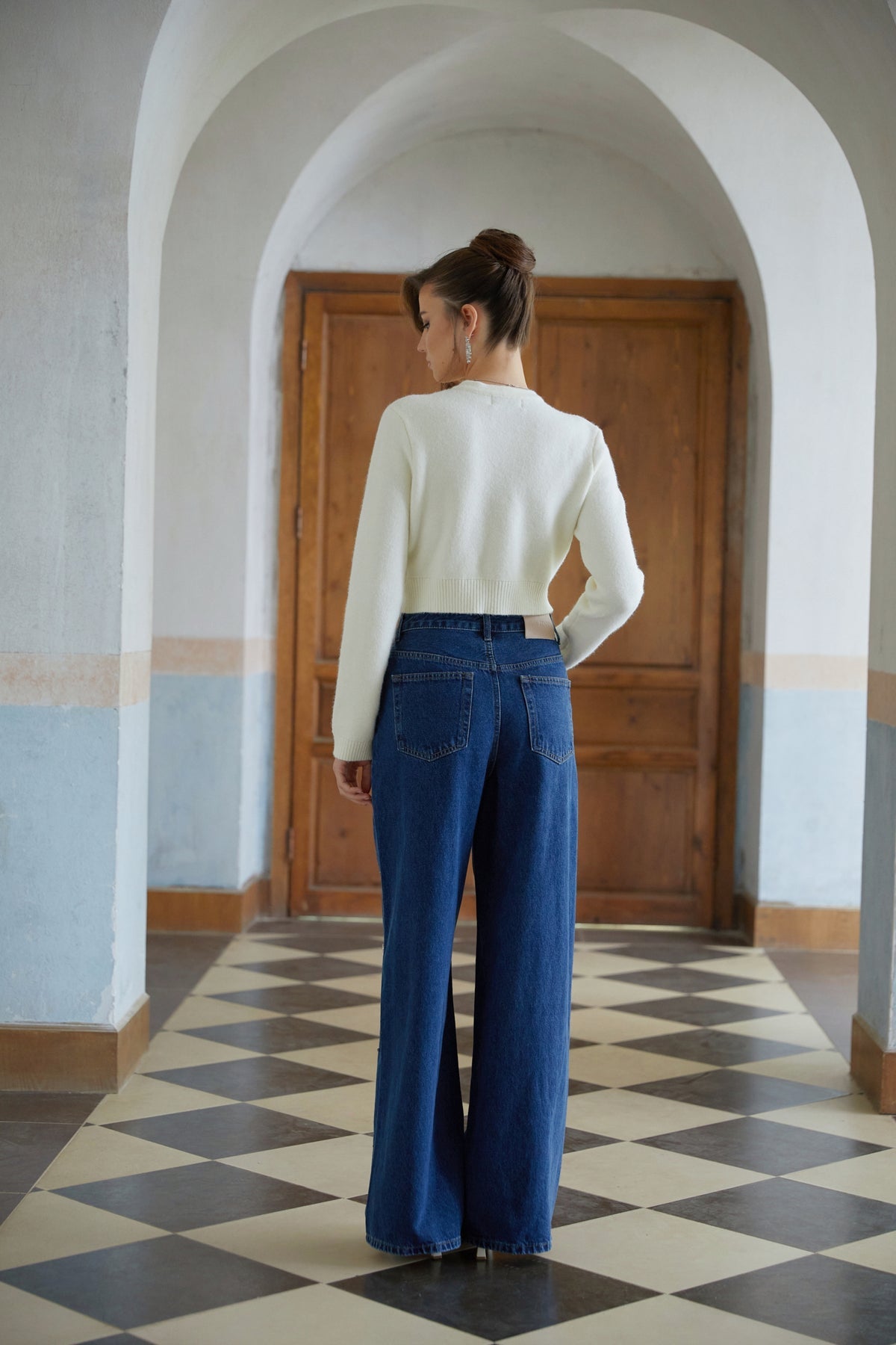 White Cropped Knit Cardigan