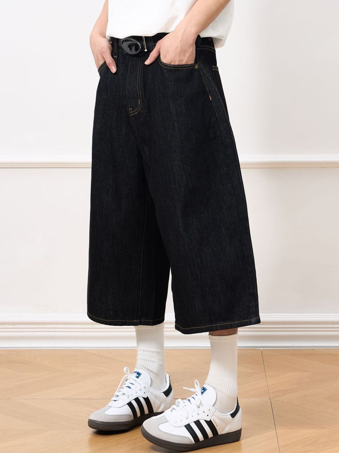 6a1c47ff-c035-4a2b-afba-5092cff56920-Max