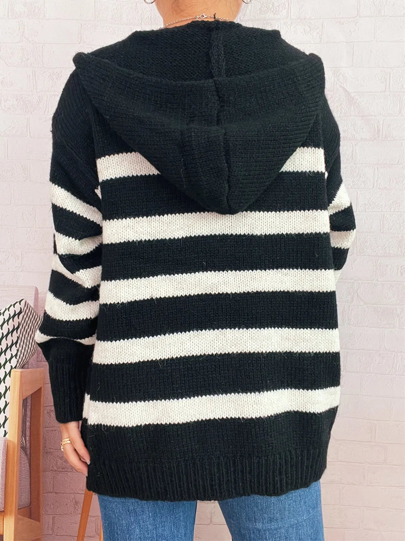 6e701a842f09473bb85a26ab4c10ddfc-Max-Origin