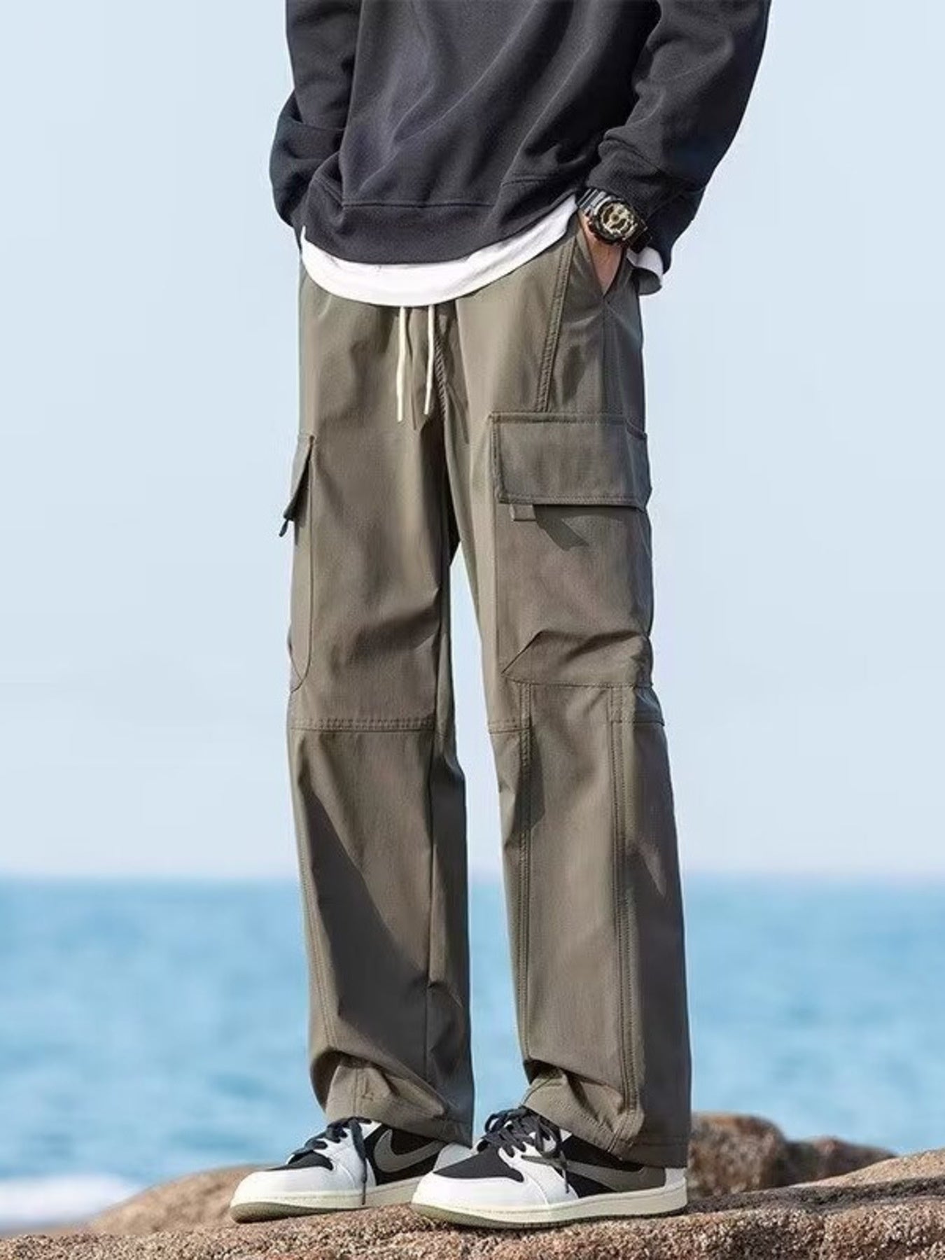 70458f34f53b4298a0c973bd62c595c5-Max