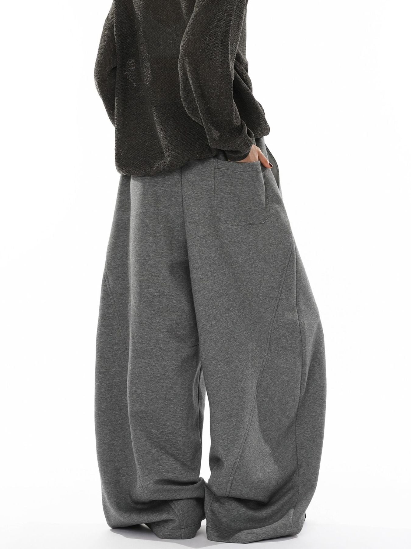 7ee72b5e-d811-4e20-84b4-f12cb3bec4a9-Max