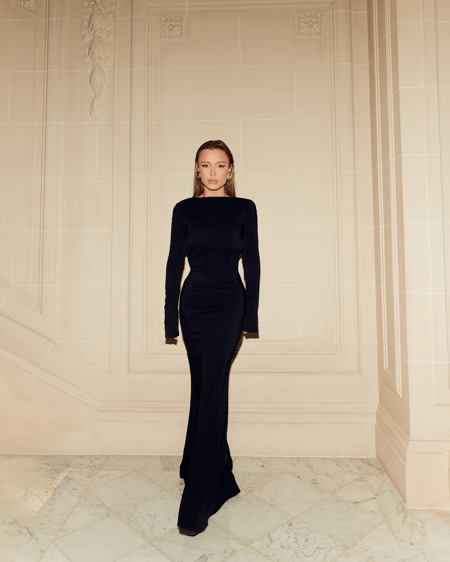 Long Sleeve backless Slim fit long Maxi Dress