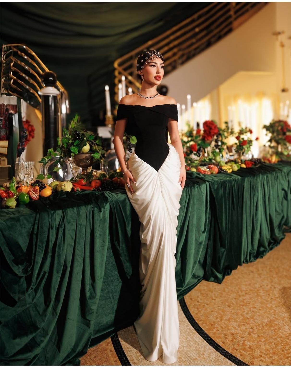 Off-Shoulder Bodycon Dress