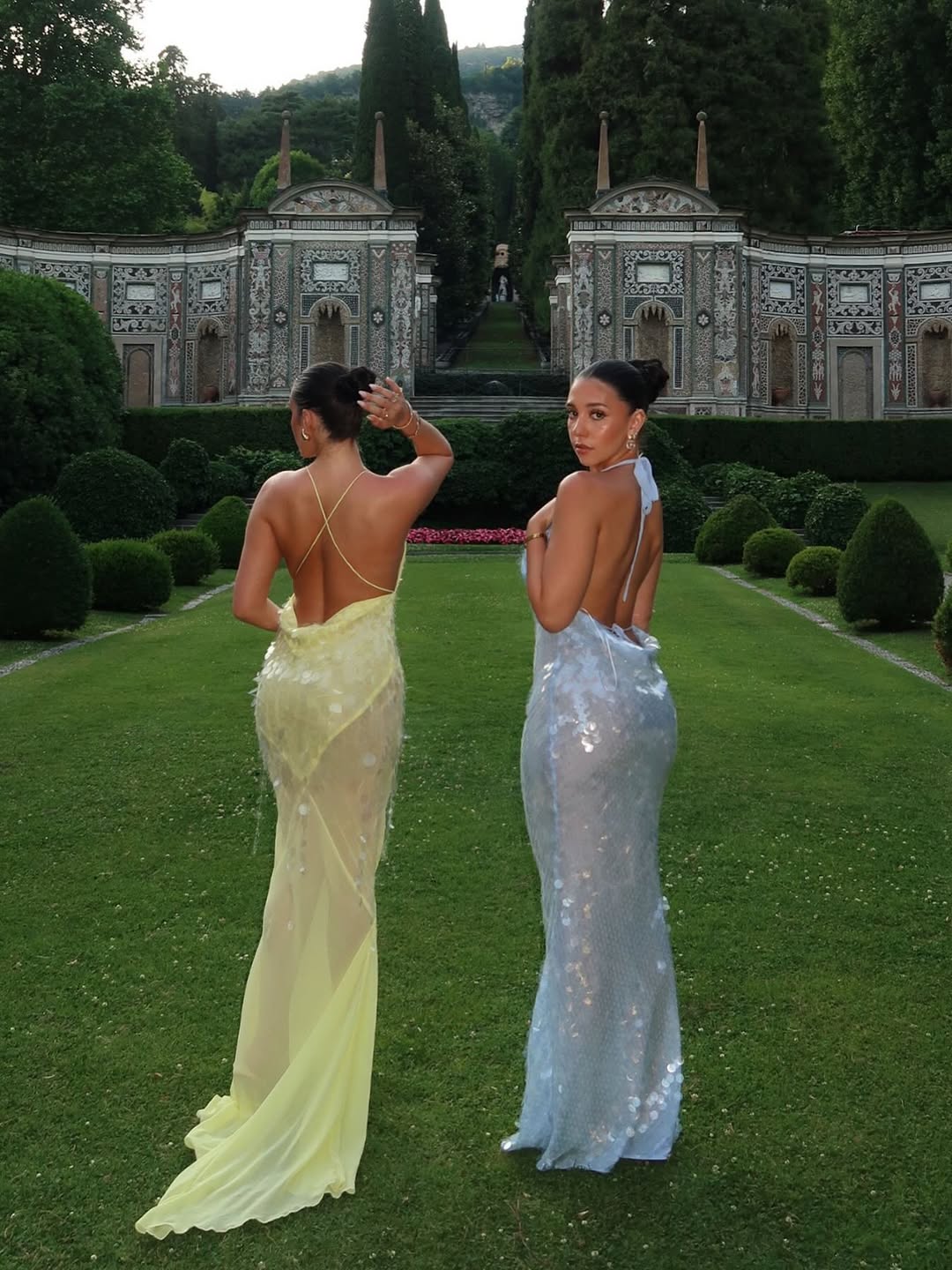 v-Neck Backless Halter Round Glitter Tassels Peach Buttocks Cross dress