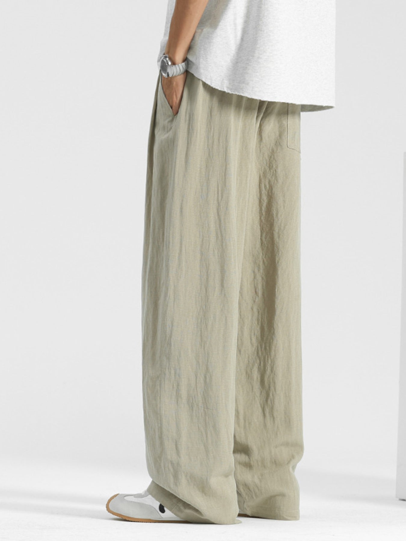 96f45f721a8d4524addb93deb6ad07d7-Max