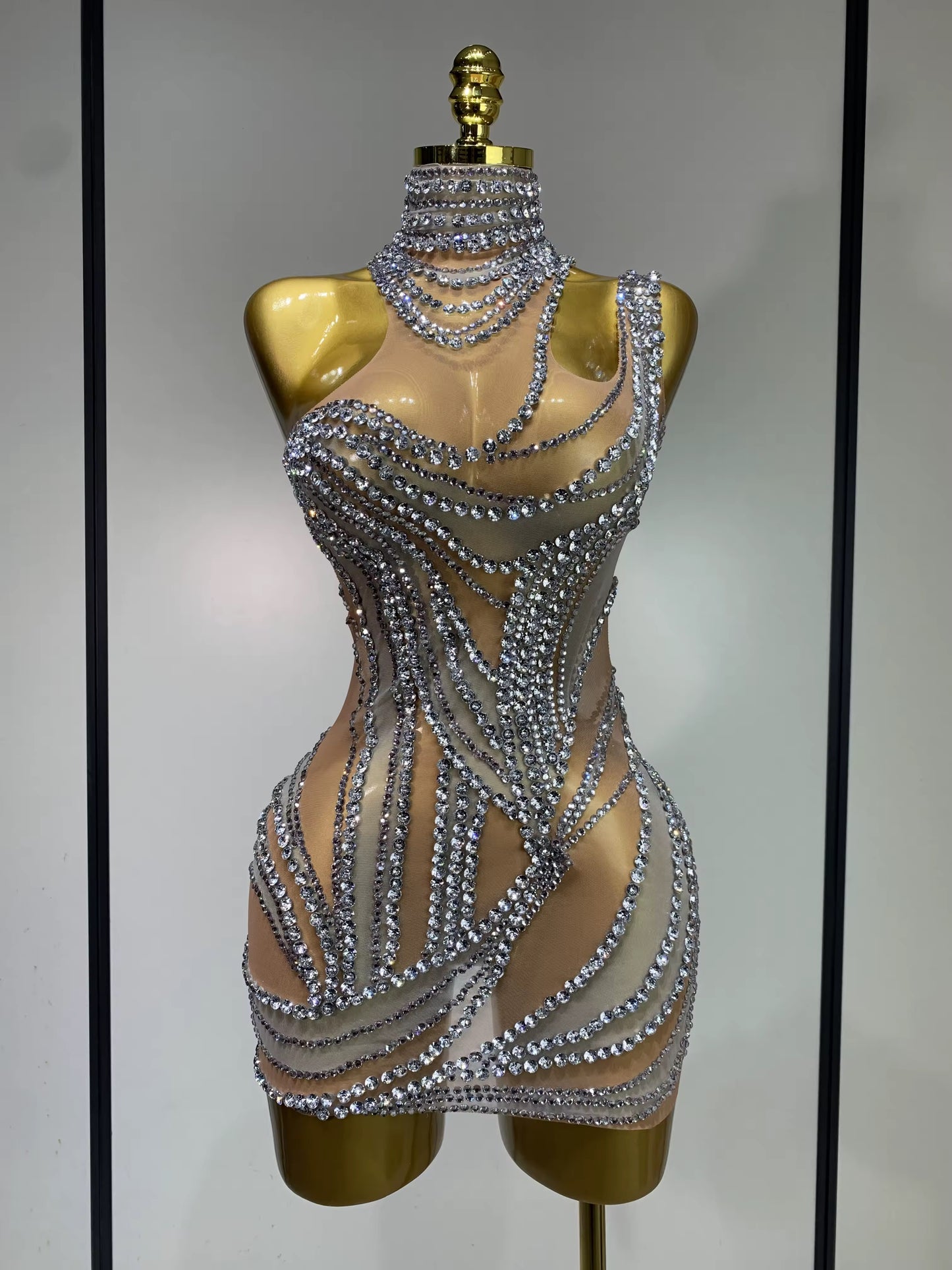 Sparkly Crystals See Through Women Cocktail Dresses