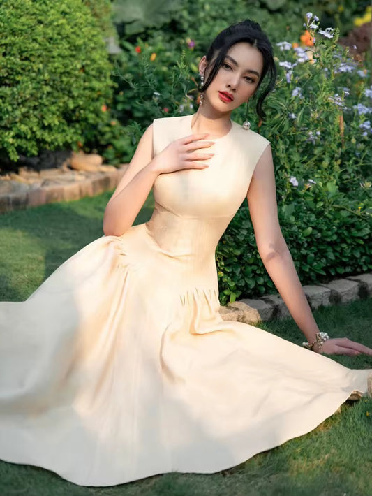 Sleeveless High Waisted Large Hem Midi Dress