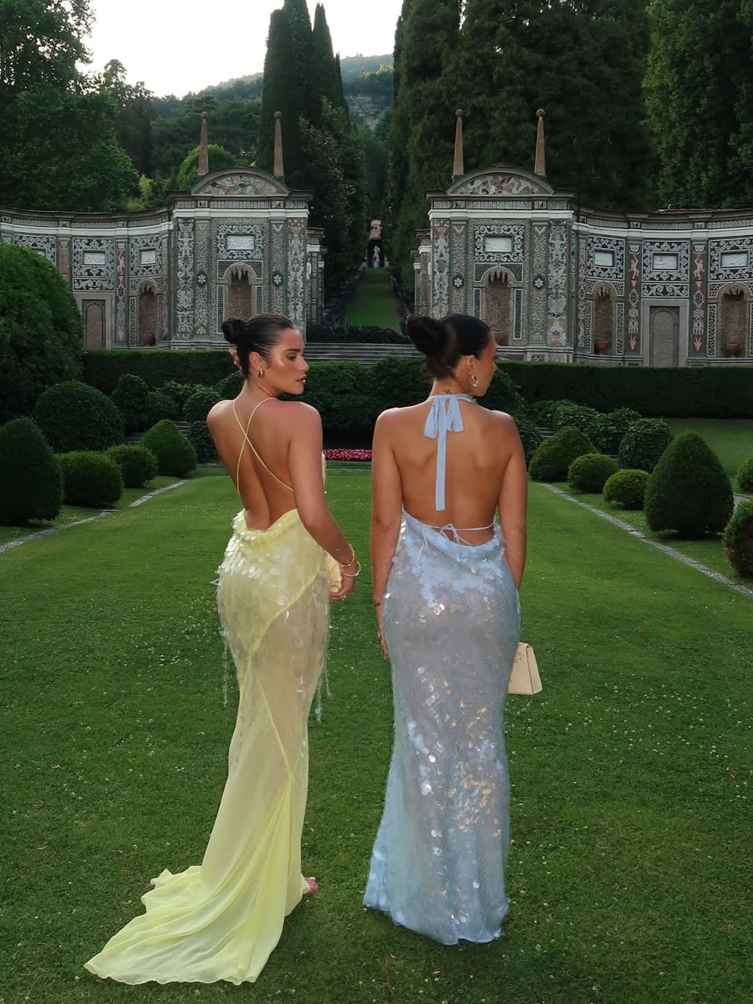 v-Neck Backless Halter Round Glitter Tassels Peach Buttocks Cross dress