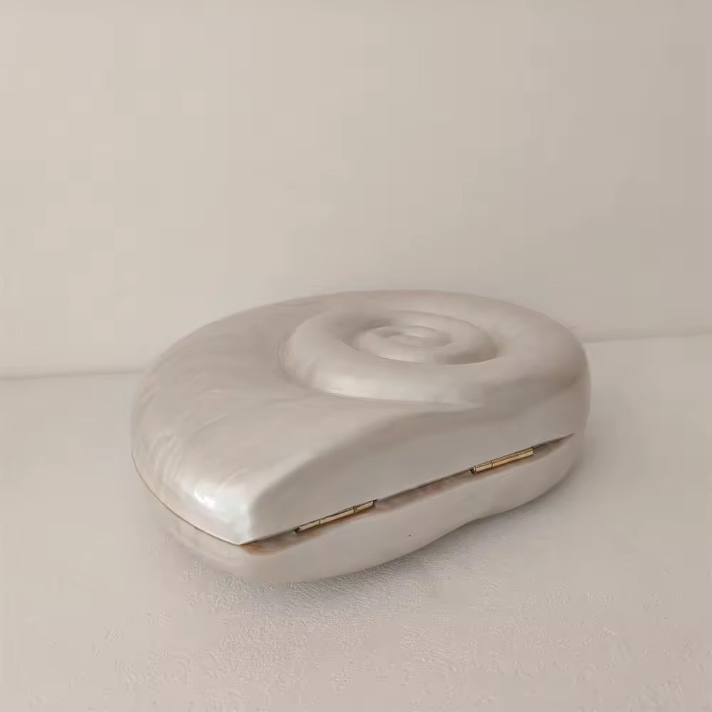 Shell Field Snail Shape Acrylic Box Clutch
