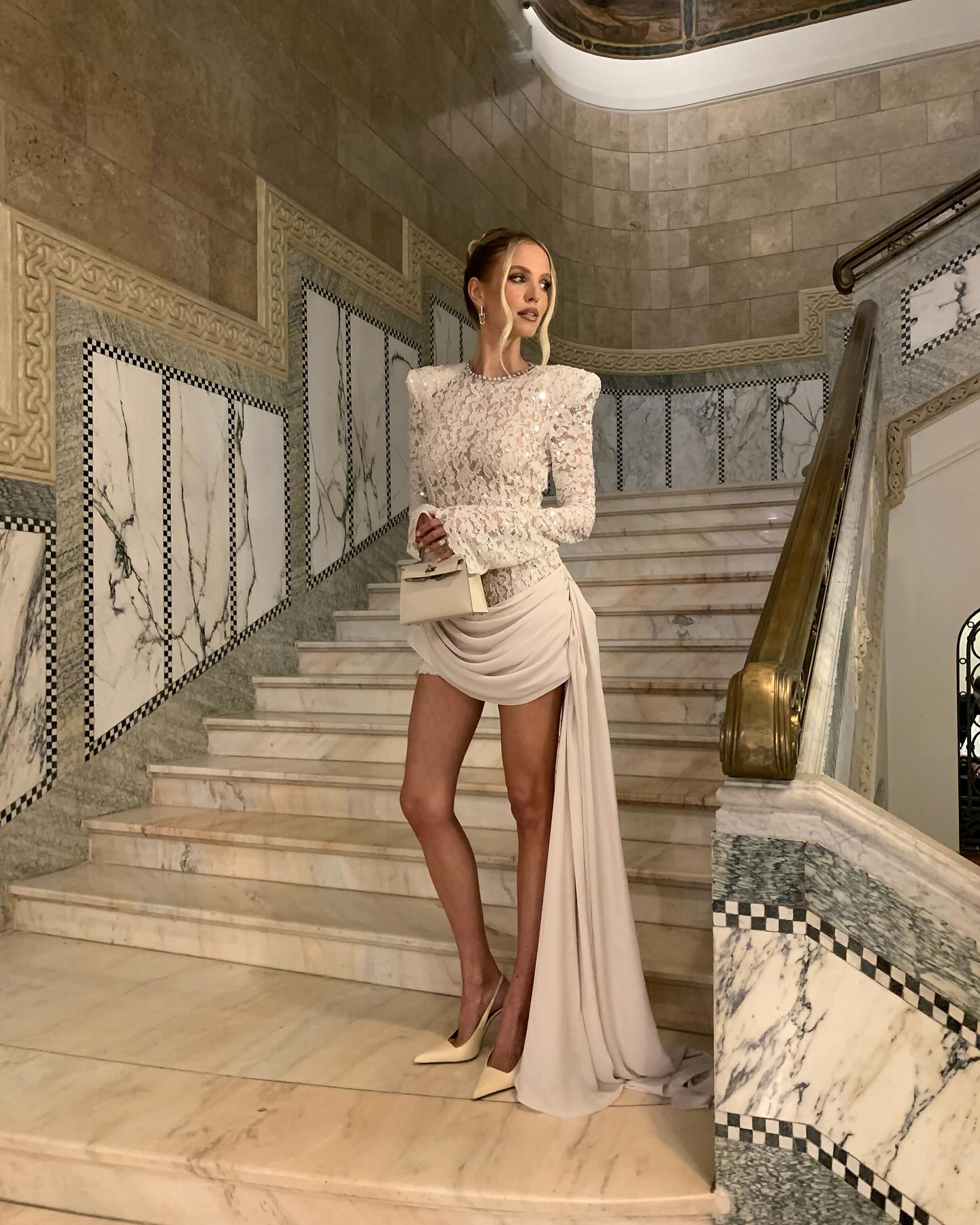 Round Neck Long Sleeve Ribbon Slim Heavy Hand Nail Drill Dress