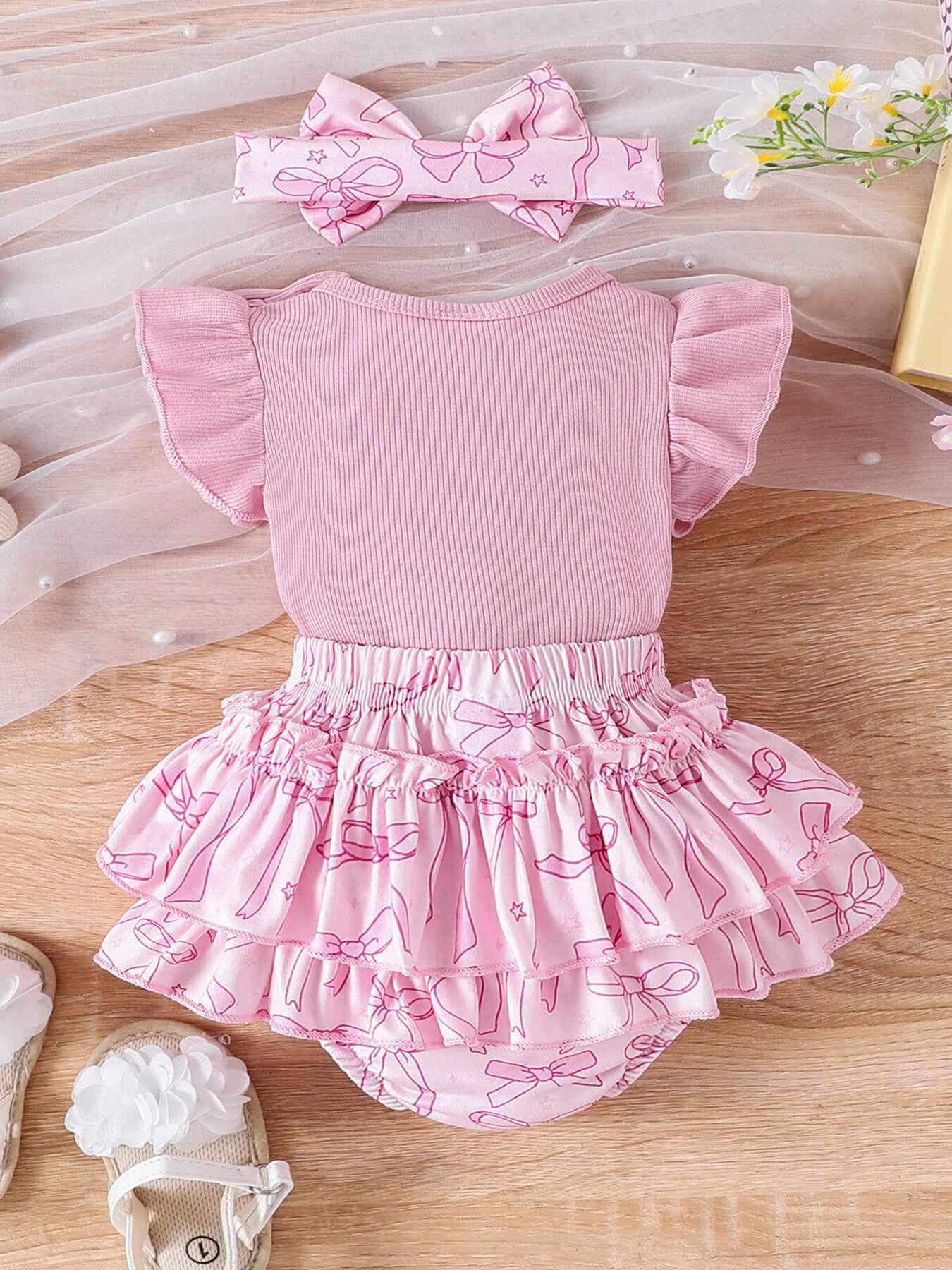 Children's Bowknot Ruffle Trim Bodysuit & Skort & Headband Set