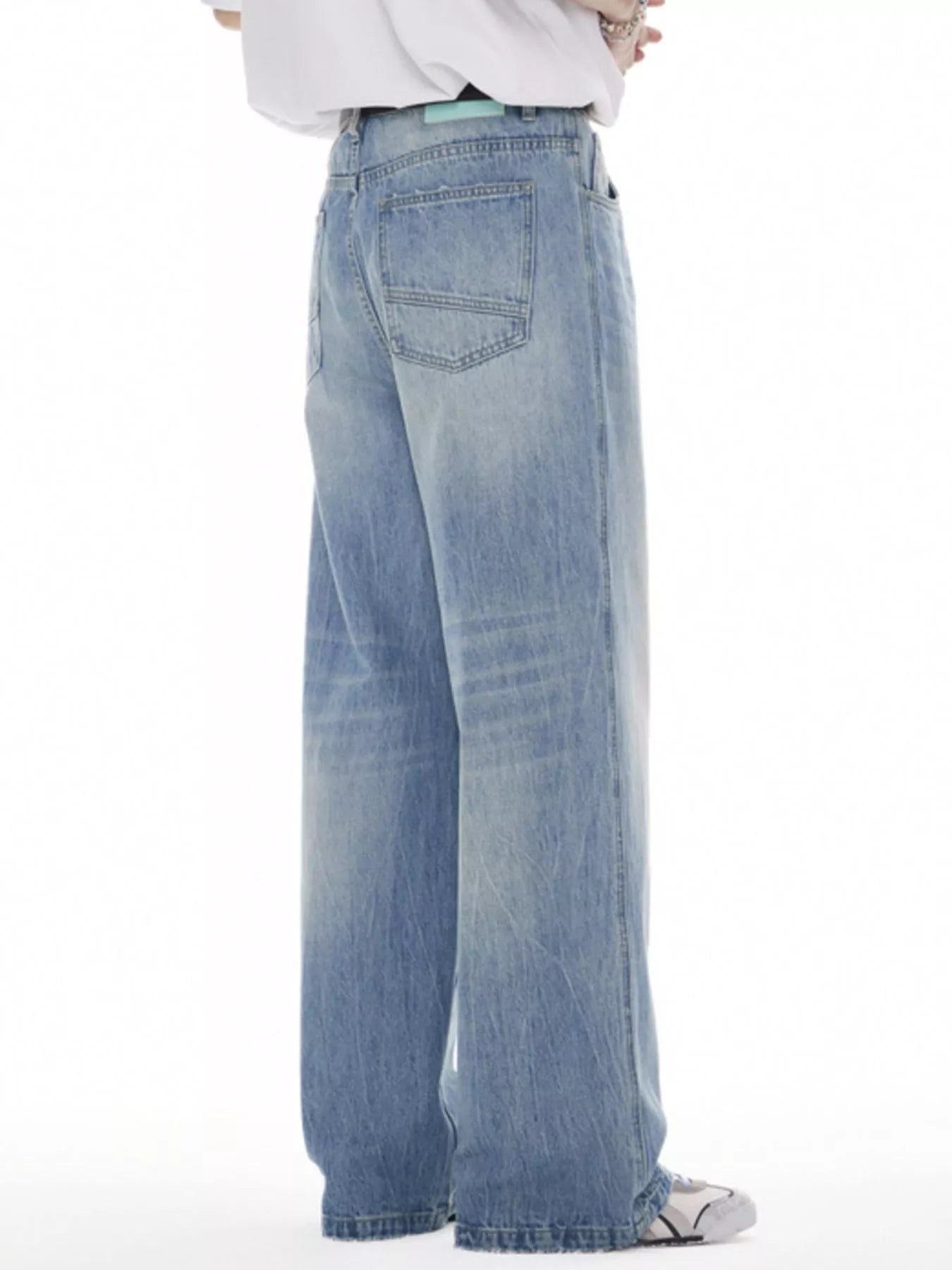 ba1358a7-5336-43bc-8e37-83f3a76c95e3-Max-Origin