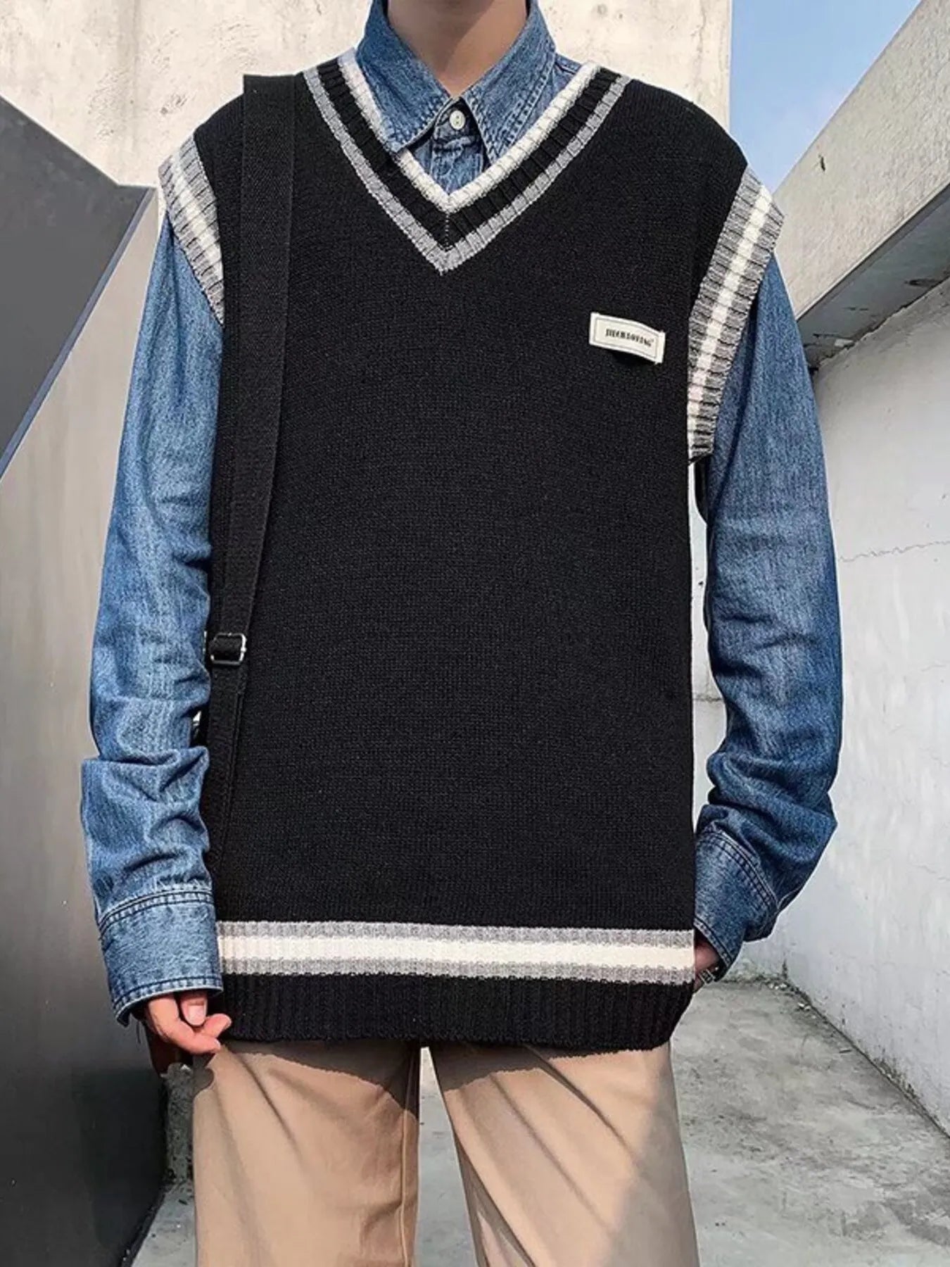 baa7e5f1703043bbb1ae33977a3b3ed8-Max-Origin