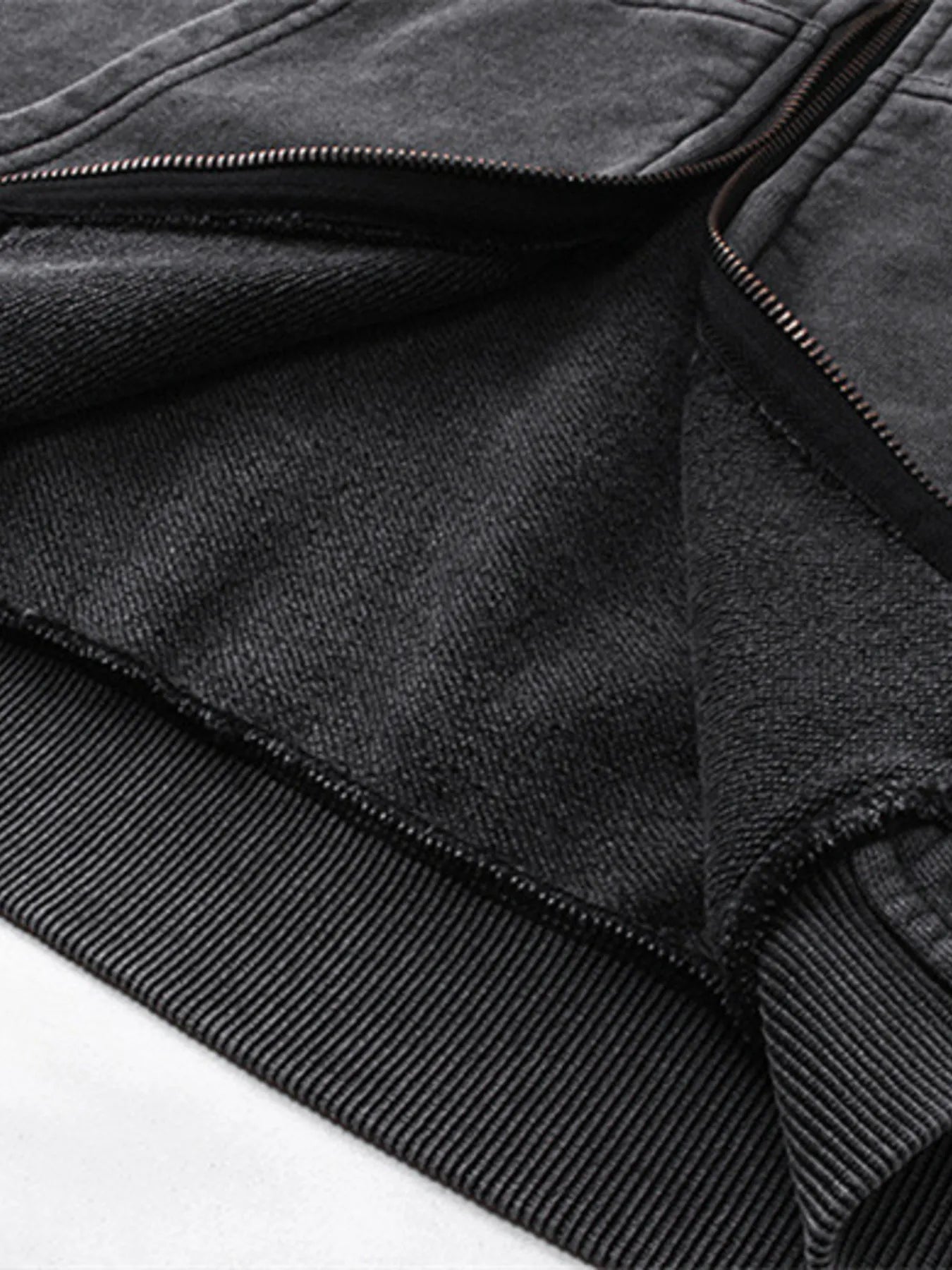 ee54e02033df4babb1f31ab606faccf9-Max-Origin