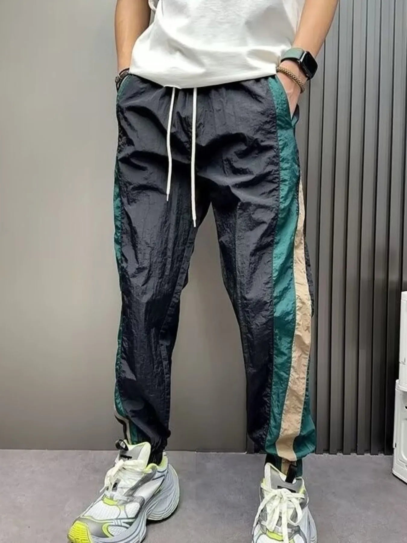 f933d32318d444a3a37bf06db9d5391f-Max-Origin