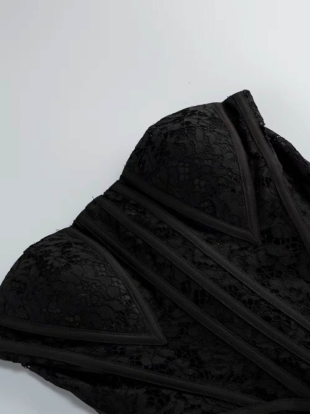 Gloves+Top+Skirt 3-piece Set Sexy Strapless Lace up Top Pleated Long Skirt Set - REBECATHELABEL