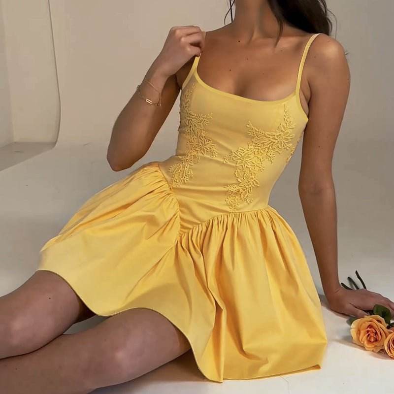 Lace Characteristic Suspenders Puff Dress - REBECATHELABEL