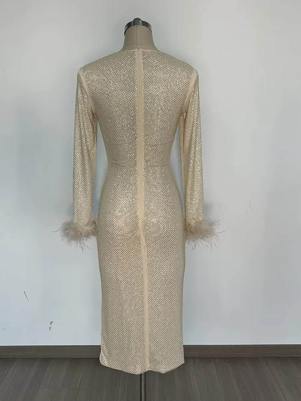 O Neck Long Sleeve Diamond Feathers Bodycon Midi Dress - REBECATHELABEL