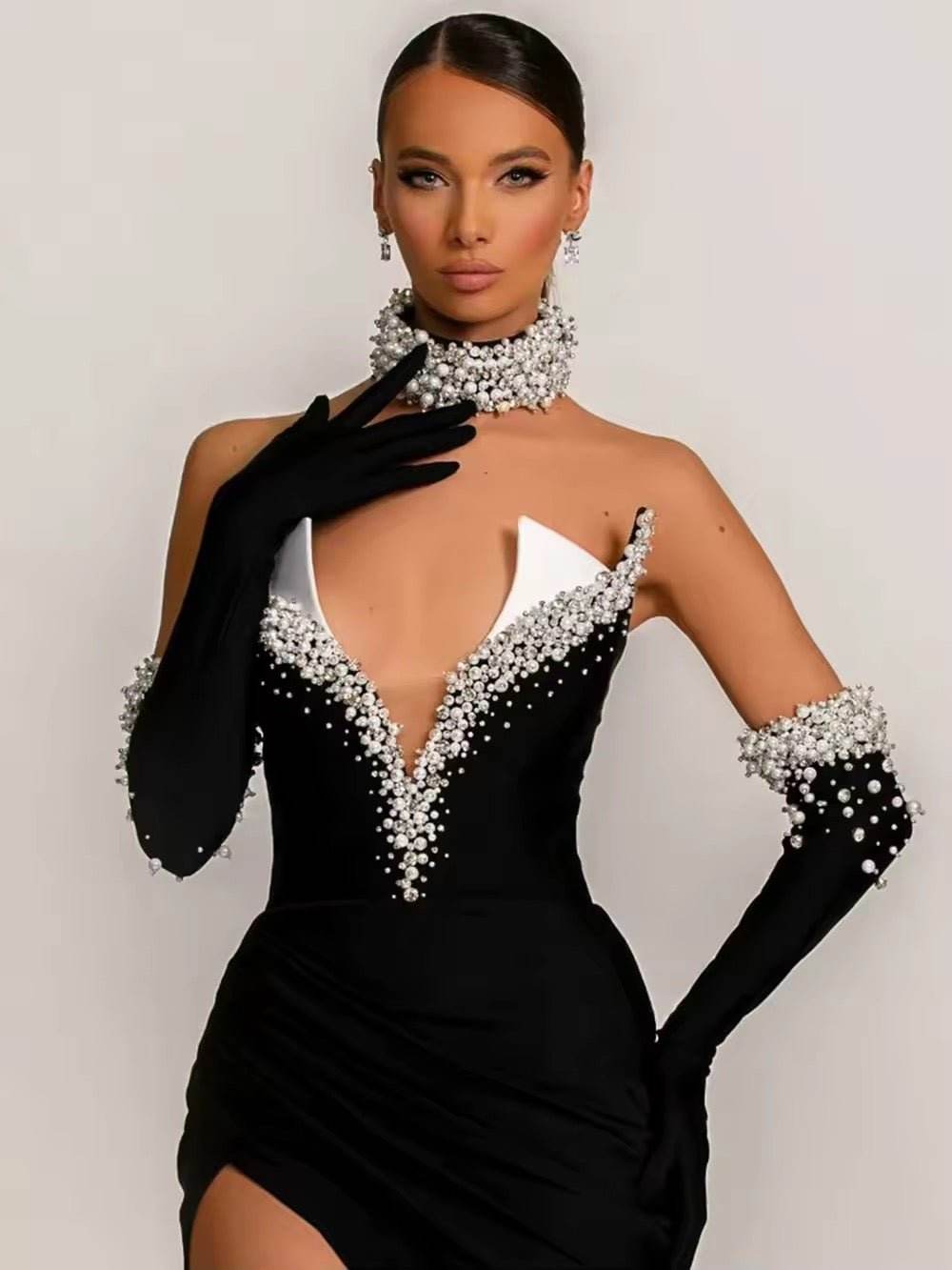 Strapless Plearls Diamonds Long Dress With Gloves Neck - REBECATHELABEL